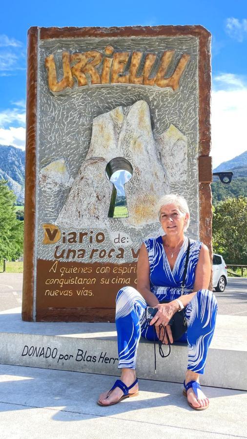 Lapaserina B Arenas De Cabrales Eksteriør billede